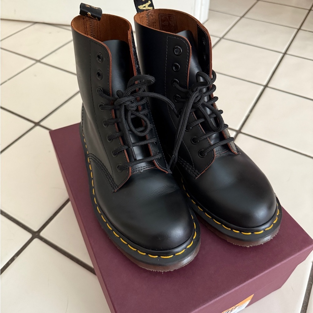 Dr. Martens 1460 Vintage Made in England Lace Up Black Leather Boots